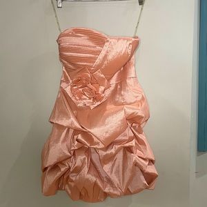 Peach Ruched Strapless Dress size M
